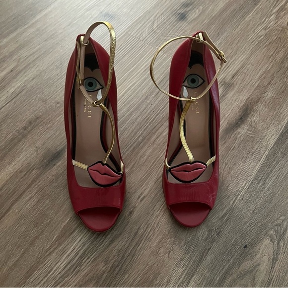 GUCCI X DISNEY Molina Lips Applique Strap Heels in Red Sz 11 US - Picture 3 of 12